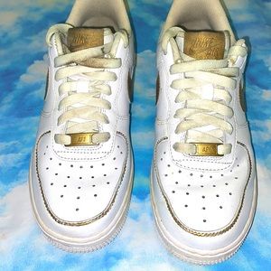 𝙉𝙞𝙠𝙚 𝘼𝙞𝙧 𝙁𝙤𝙧𝙘𝙚 1 𝙂𝙤𝙡𝙙 𝙏𝙧𝙞𝙢𝙢𝙚𝙙